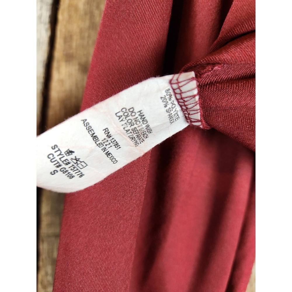 Live In The Moment Crop‎ Top Small Womens Burgundy Off Shoulder Ruched - Picture 4 of 4